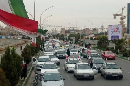 حضور پرشور مردم انقلابی قم وعلما در راهپیمایی ۲۲بهمن