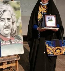 دانشجوی دانشگاه نیشابور شاعر برگزیده نخستین جایزه ی ملی حسین منزوی شد