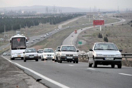 طی ایام طرح نوروزی ۱۴۰۳، بیش از ۴ میلیون و ۲۹۱ هزار خودرو به استان قم وارد شده اند
